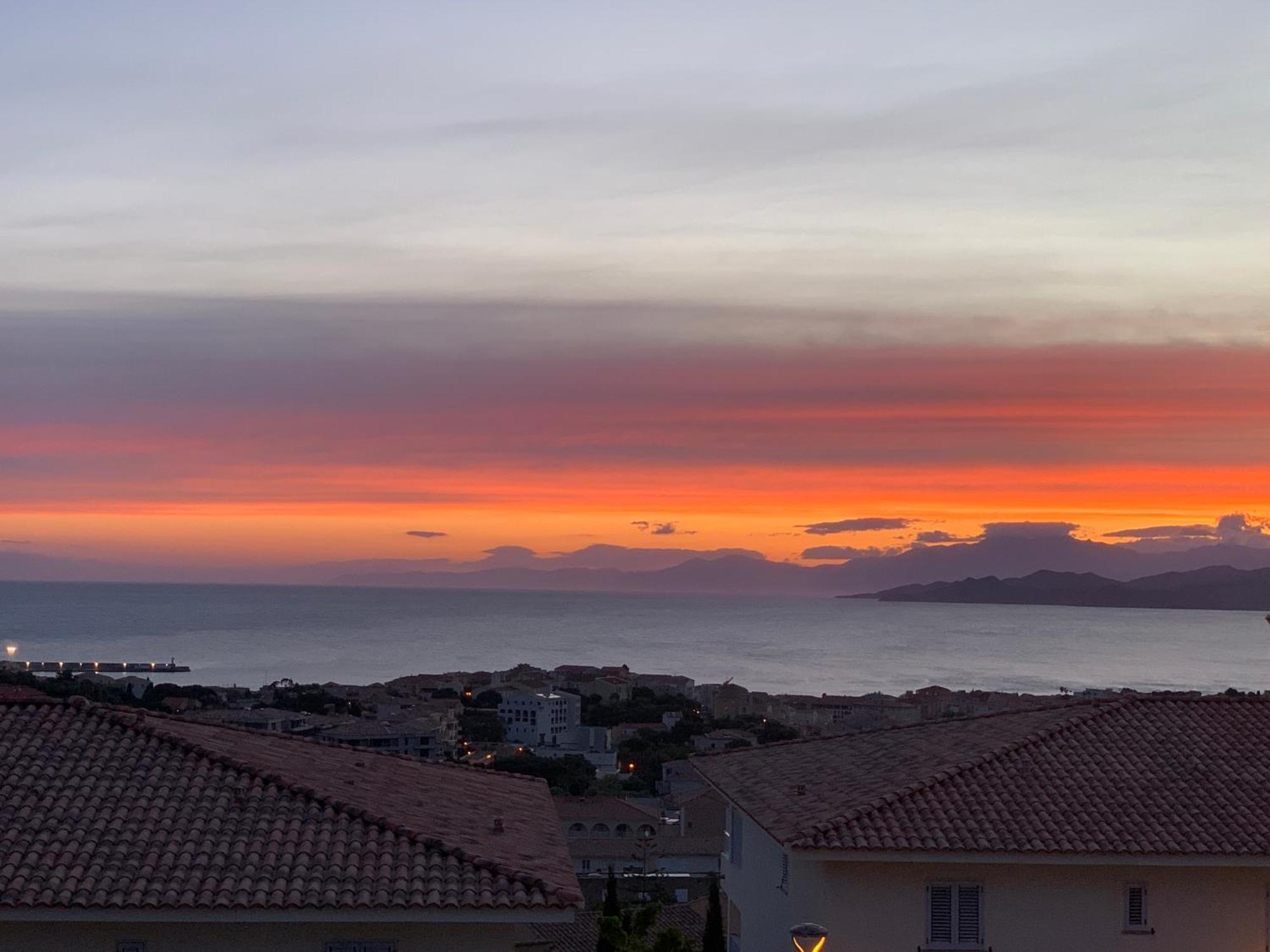 T2 Clim 54M2, 17M2 De Terrasse Tres Belle Vue Mer LʼÎle-Rousse Eksteriør billede